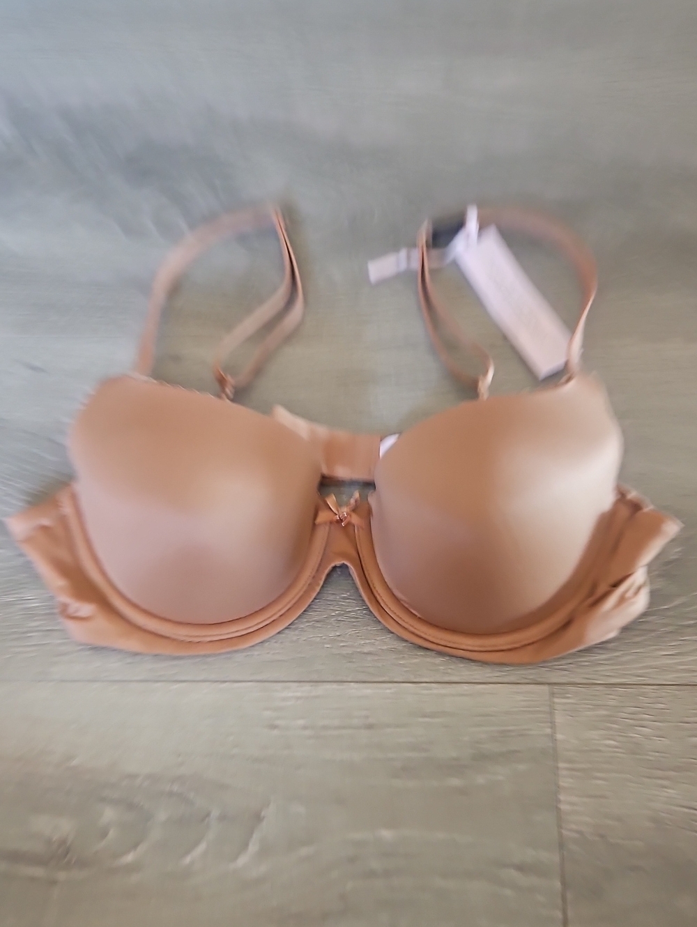 Victoria's Secret Body By Victoria Lined Demi Bra, 36B, NWT